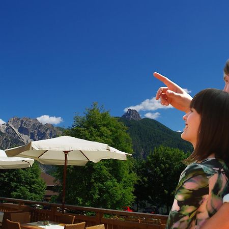 Hotel Pfleger Anras Bagian luar foto
